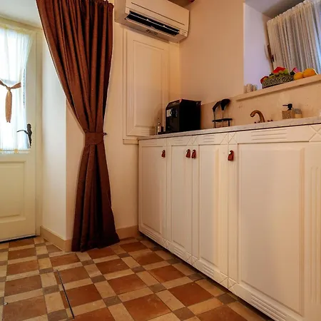 Imperatore Palace Apartment *