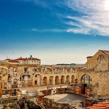 דירה Imperatore Palace