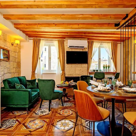 Imperatore Palace Apartment